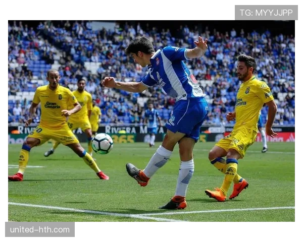 西甲赛季迎来关键转折：教练更迭掀起战术变革浪潮