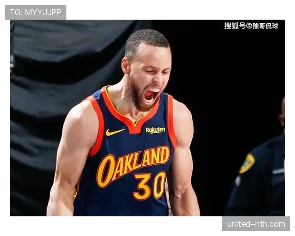 乌德勒支攻防均衡持续优化，球队表现引球迷热议